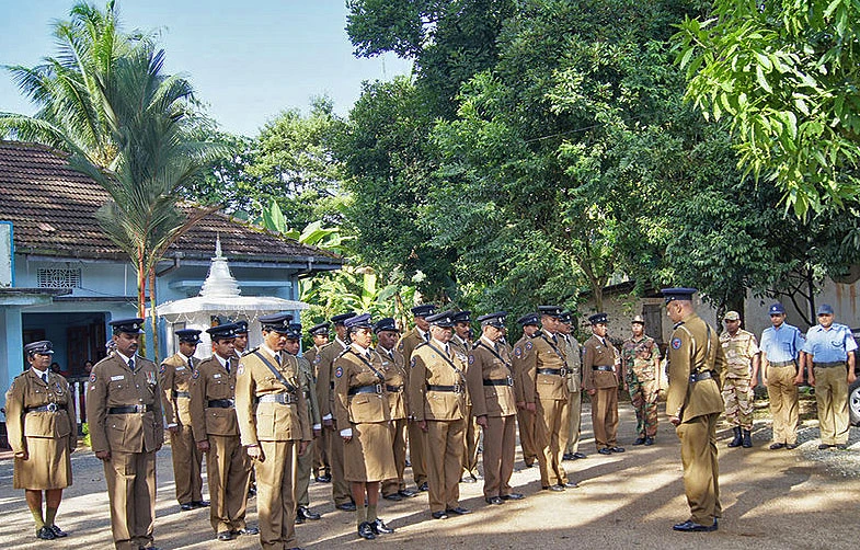 Police-in-Ingiriya-Sri-Lanka.-Wikipedia