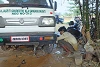 Suraj ist als Automechaniker-Lehrling in seinem Element (csi)
